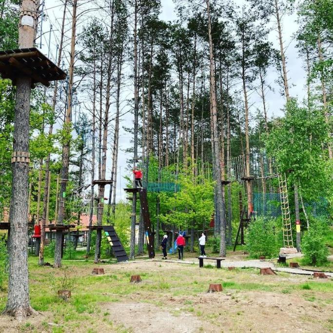 Pastelowy Domek Z Balia Elektryczna Z Jacuzzi Zalakowo Exterior photo