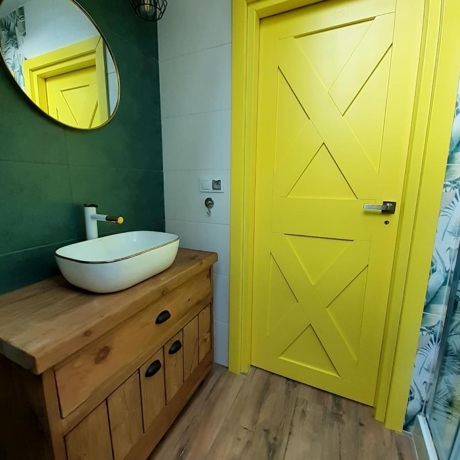 Pastelowy Domek Z Balia Elektryczna Z Jacuzzi Zalakowo Exterior photo